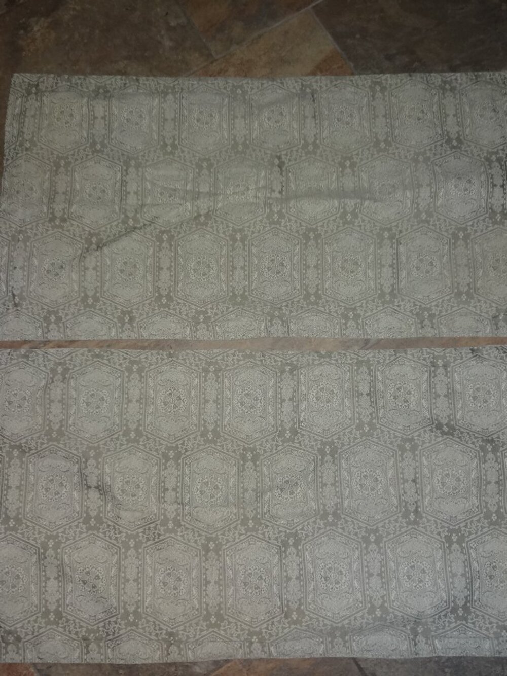 2-COURT OF VERSAILLES CANNON ROYAL FAMILY KING SHAMS damask/brocade taupe